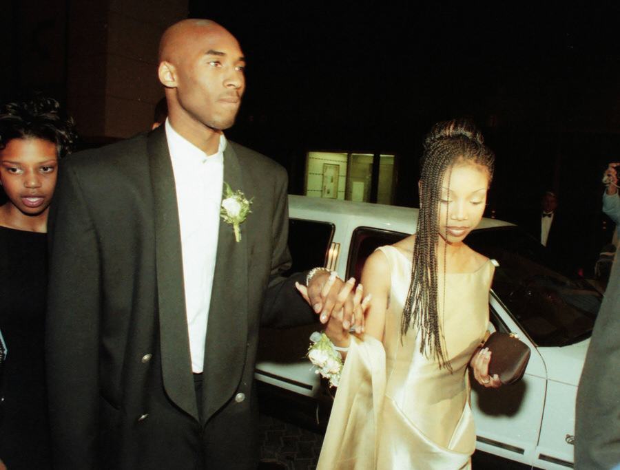 Kobe Bryant & Brandy Norwood  90s inspired outfits, Black 90s fashion, 90s  fashion